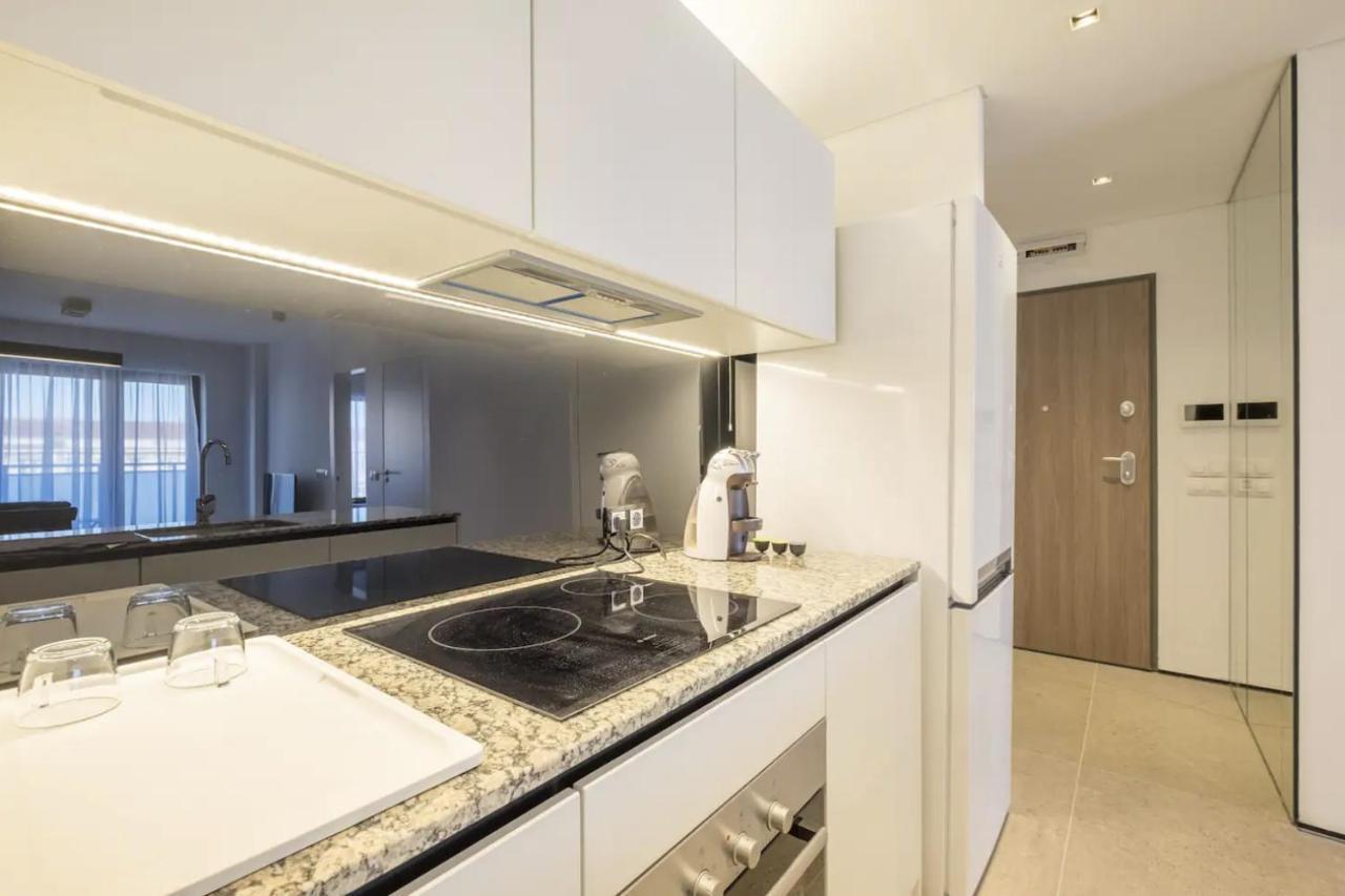City Apartments - Mall Of Sofia & Metro Station المظهر الخارجي الصورة